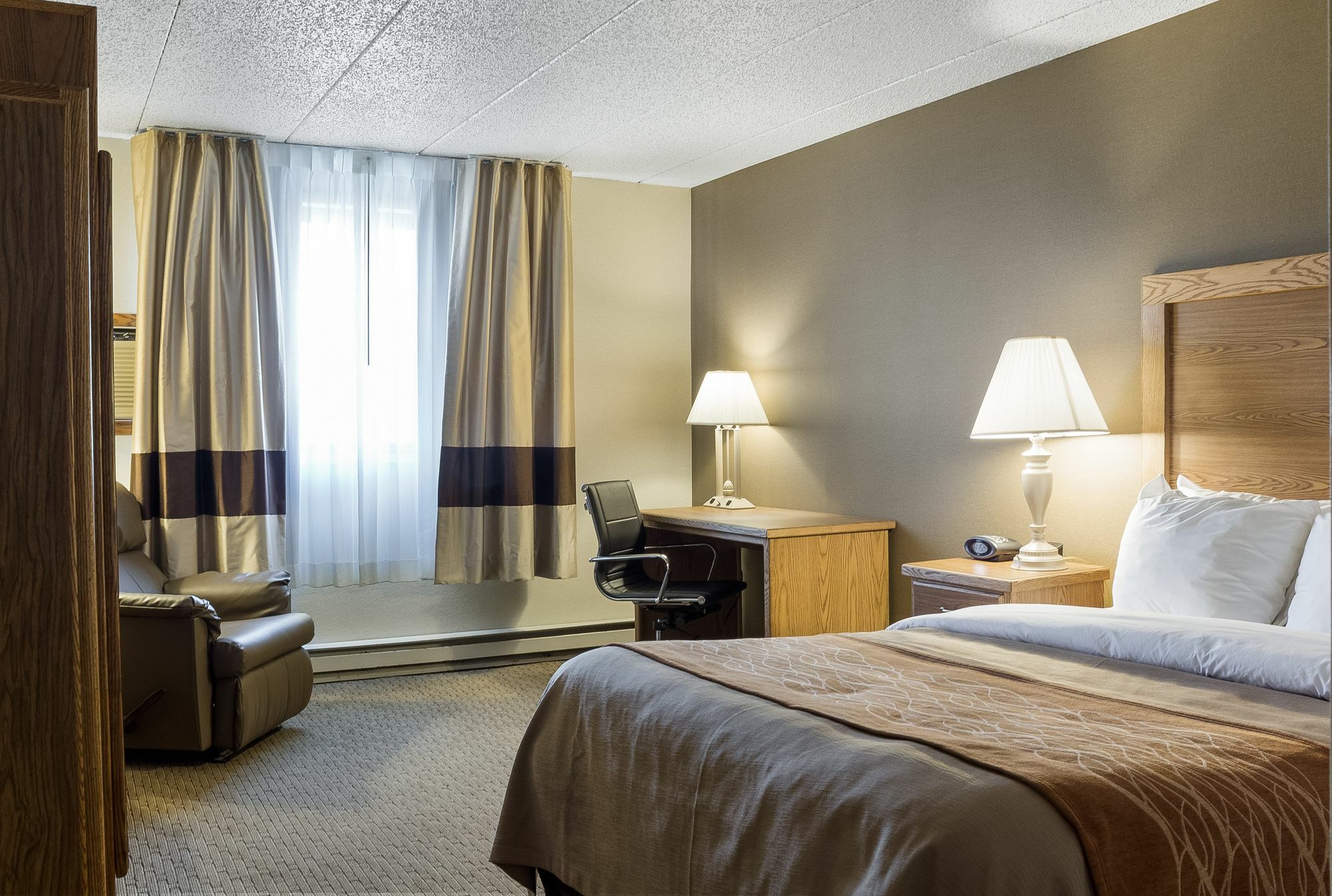 Quality Inn Bismarck I-94 Eksteriør billede